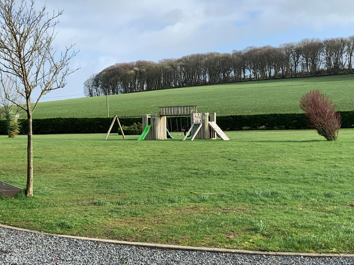 Lovely Static Holiday Caravan Near Whithorn Villa Exterior photo