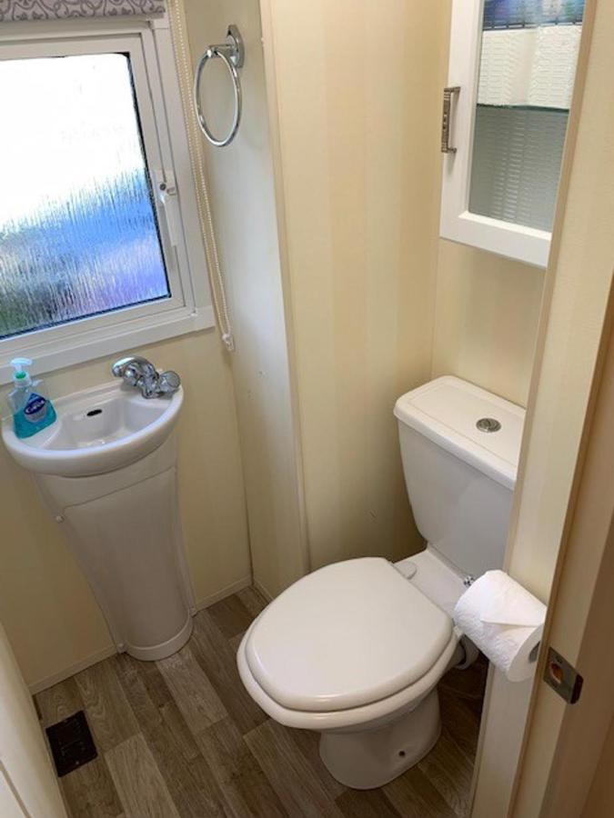 Lovely Static Holiday Caravan Near Whithorn Exterior photo